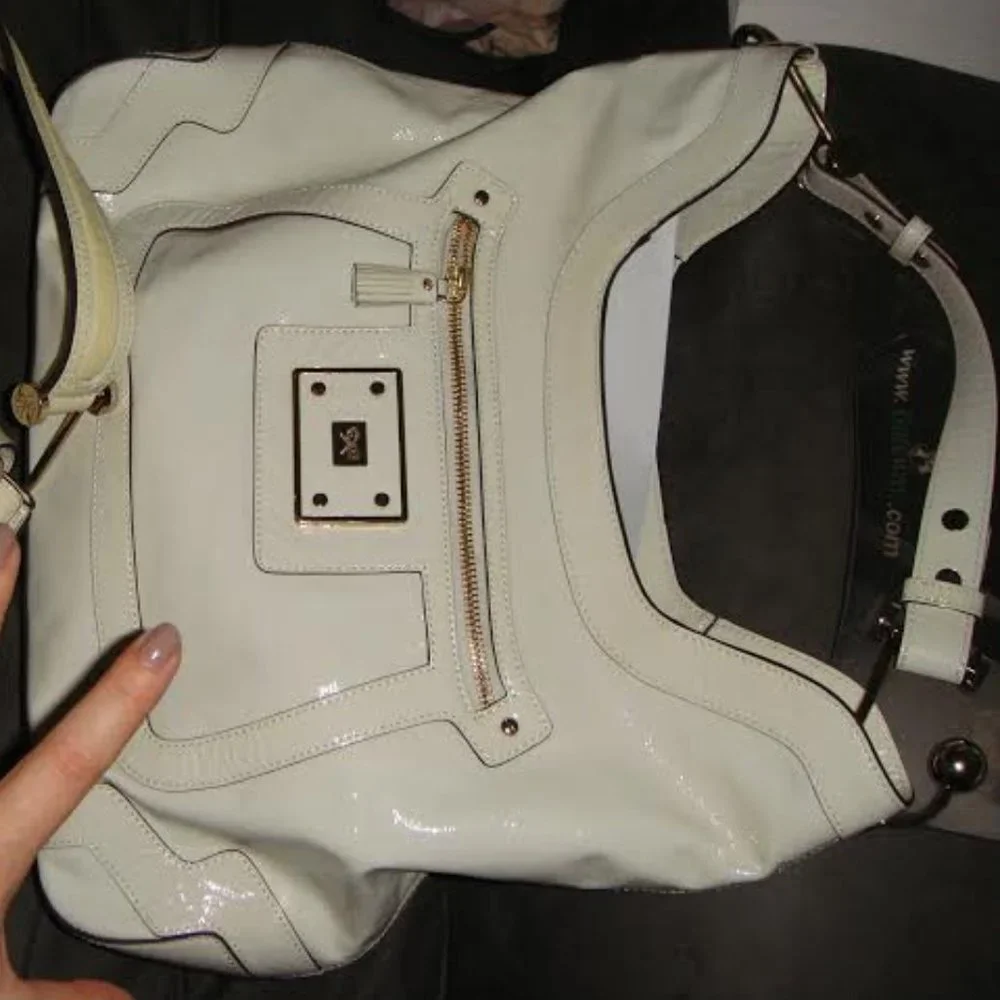 Anya Hindmarch Ivory Patent Leather Lautner Hobo